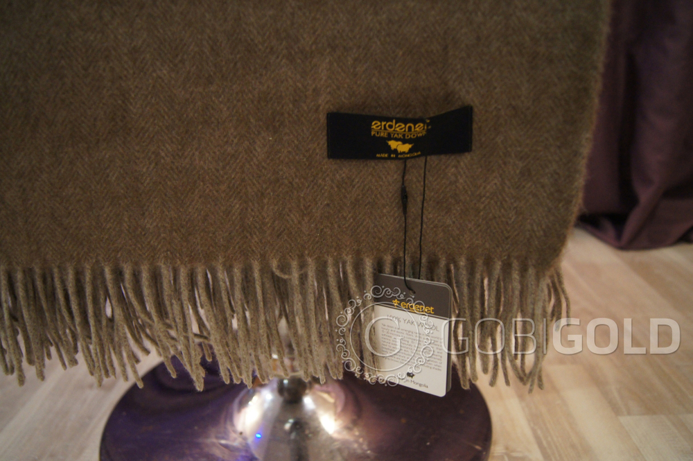 Плед из 100% пух яка 150x200 см. (ERDENET) - серо-бежевый