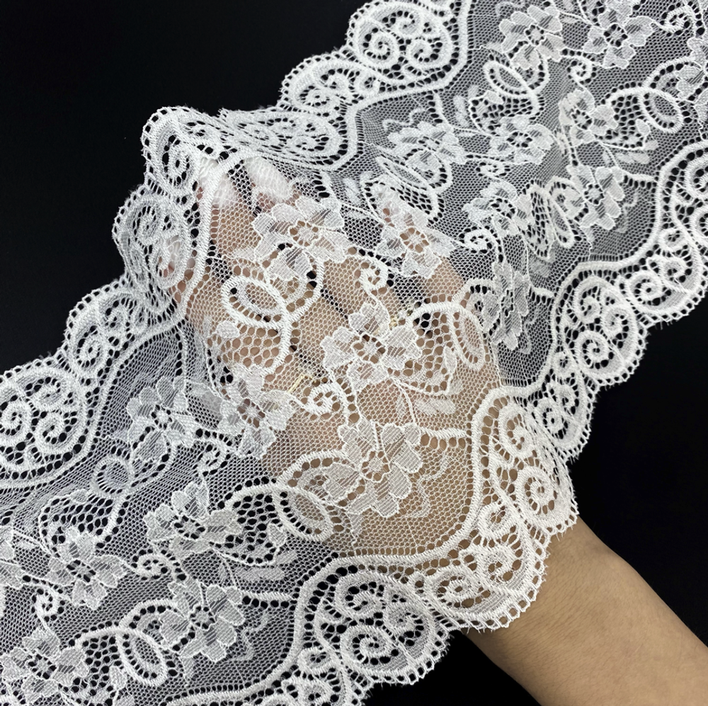 Кружево эластичное серо-белое 18 см