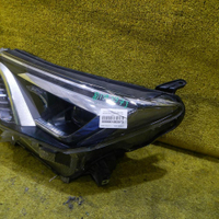 Битая Фара левая Toyota Rav 4 CA40 (2015-2019) LED