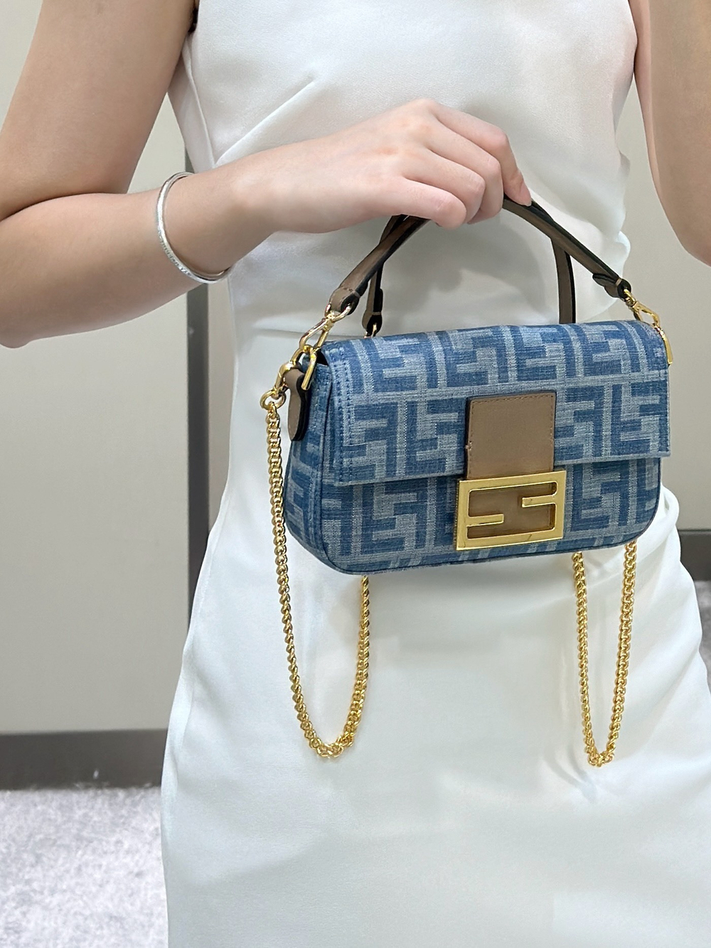 Fendi Baguette 19 cm