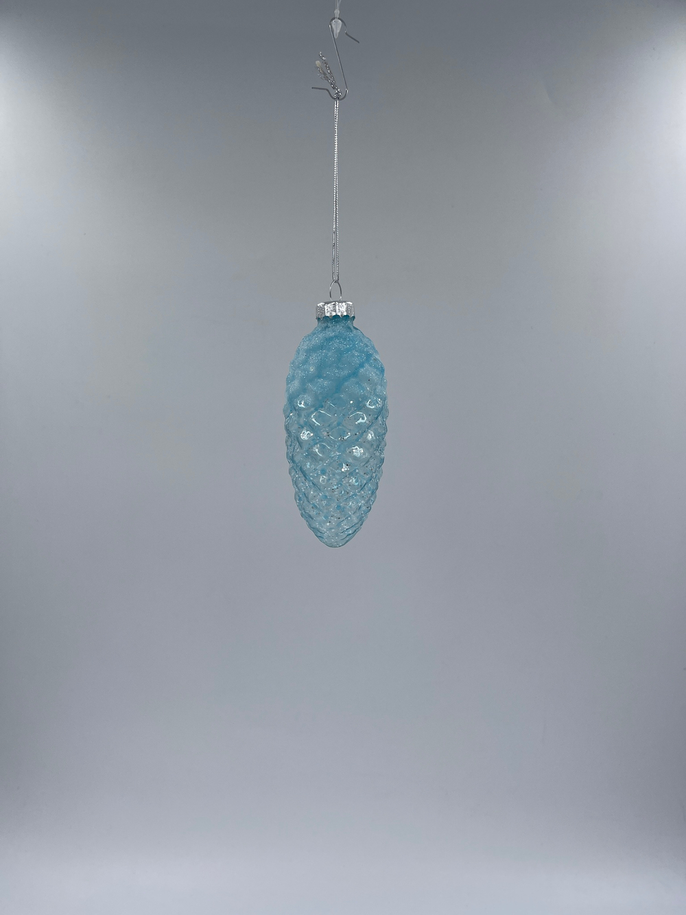 Набор шишек 10x4.5x4.5см 12шт ChristmasDeLuxe с заснеженным верхом