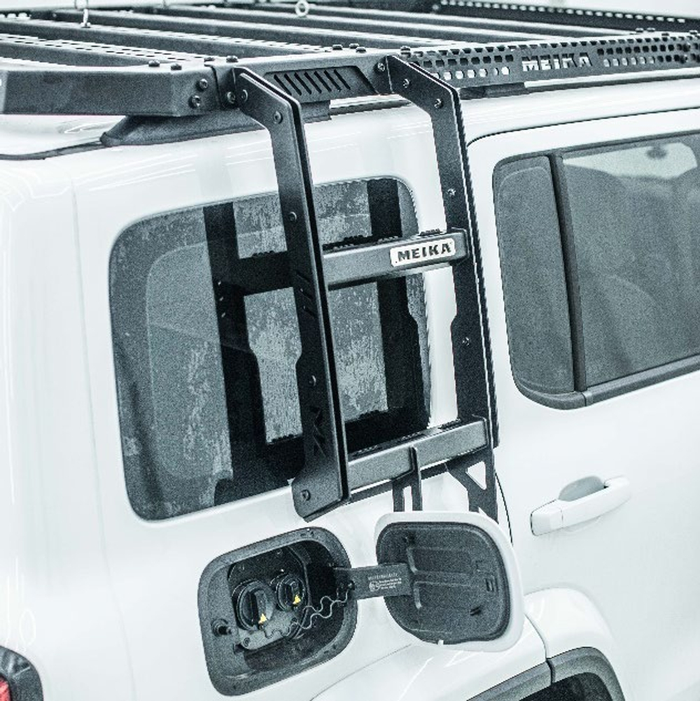 Боковая лестница Hi4-T для Tank 300