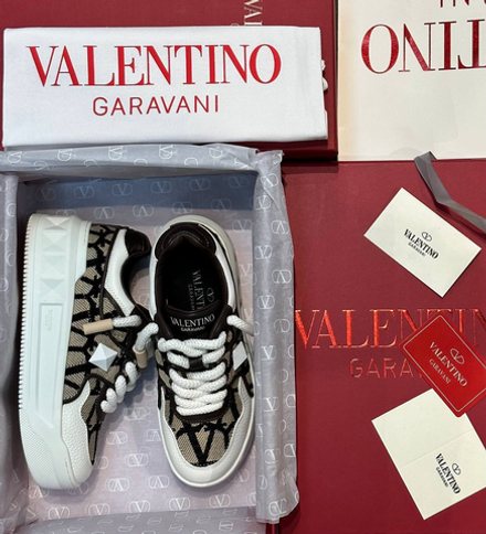 Кеды Valentino