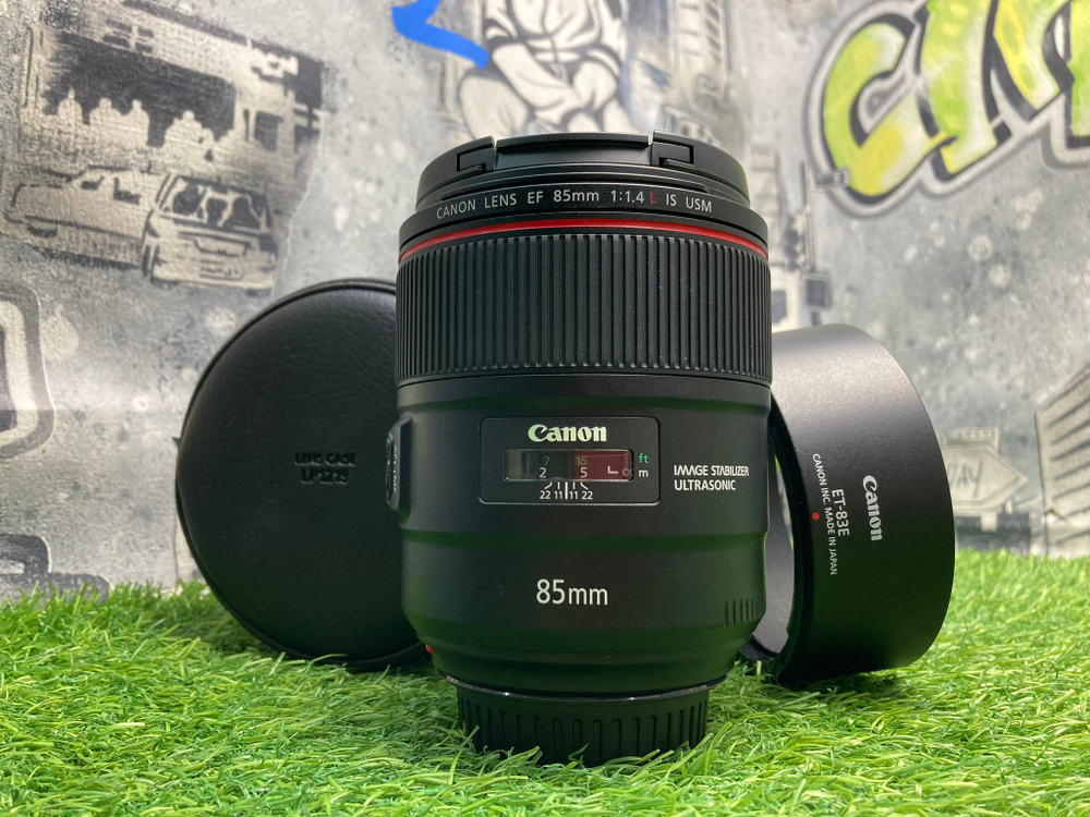 Canon EF 85mm 1.4L IS USM