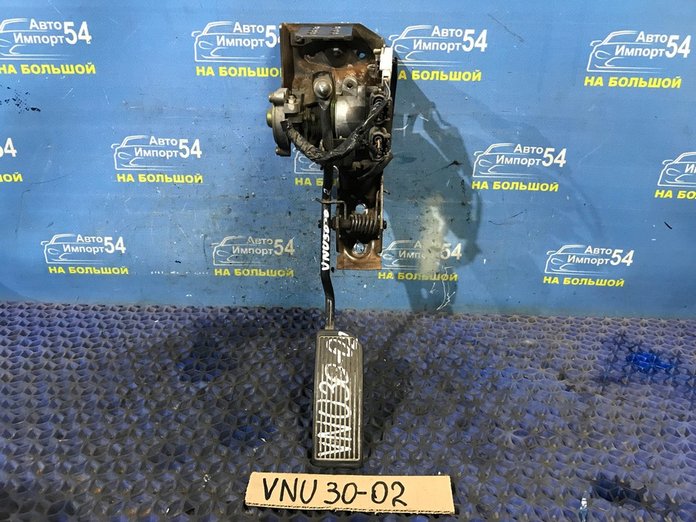 Педаль газа NISSAN PRESAGE 1998
