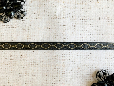 Тесьма отделочная вязаная, ш. 1 см.