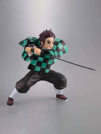 Фигурка Banpresto Demon Slayer Kimetsu no Yaiba Tanjiro Kamado / Фигурка по мотивам аниме "Истребитель демонов", Танджиро Камадо