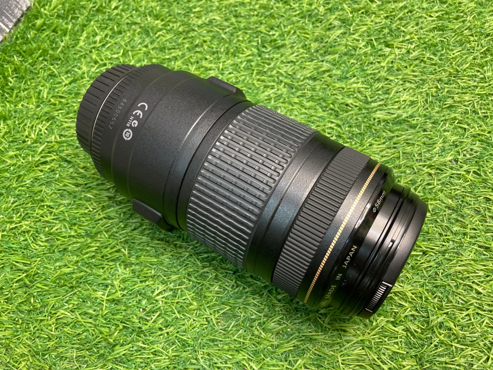 Canon EF 70-300mm 4-5.6 IS USM