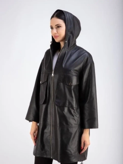 Пальто из натуральной кожи с капюшоном