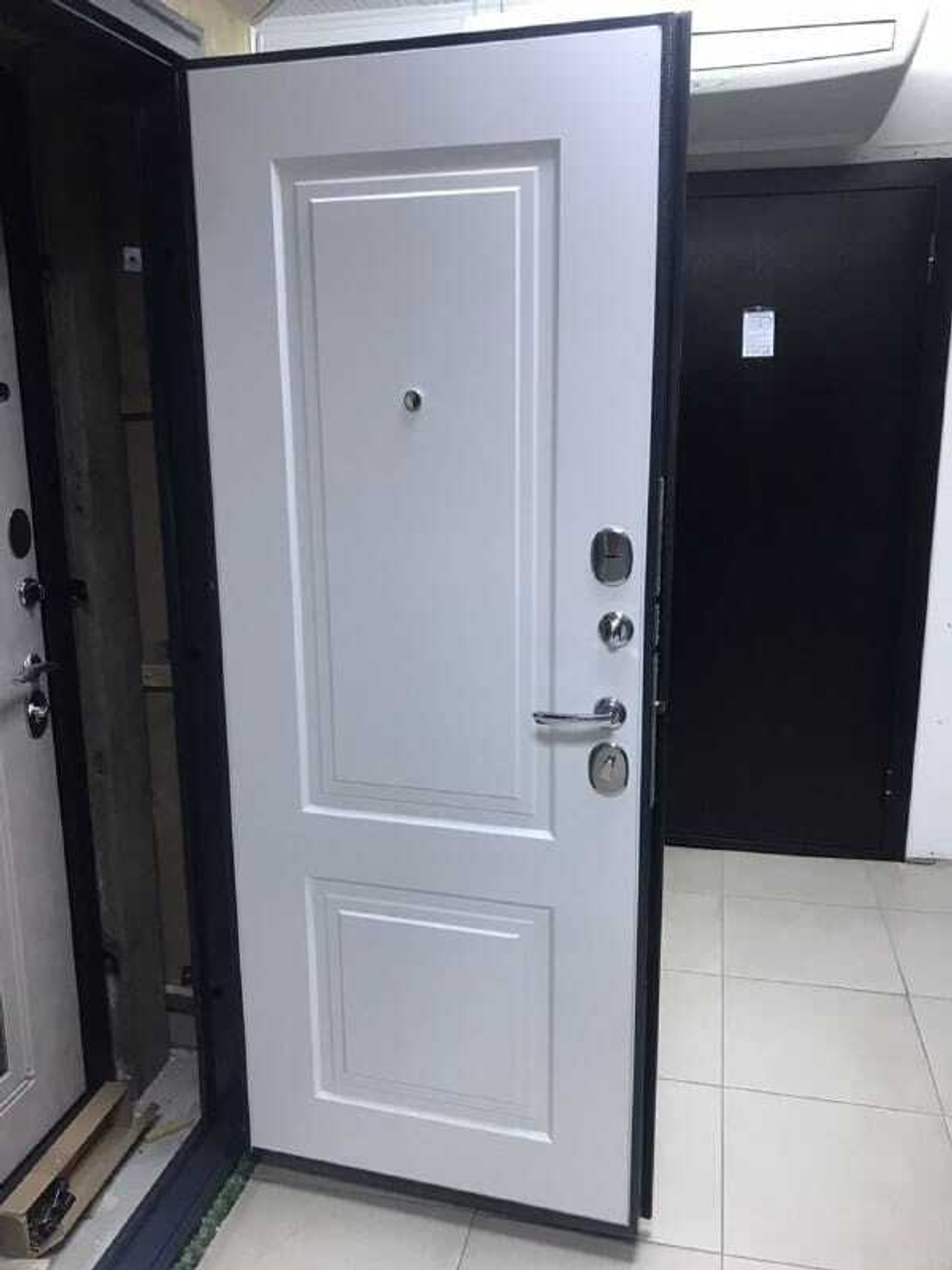 Внутреннее покрытие входной двери Кантата