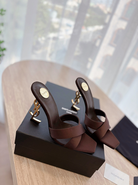 Saint Laurent Mules