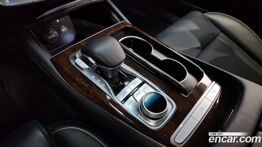 Kia The K9 (Quoris/K900) 3.8 GDI AWD (07.2020)