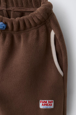 ZARA БРЮКИ-ДЖОГГЕРЫ ИЗ ФЛИСА, КОРИЧНЕВЫЙ