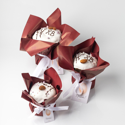 Ванильный кулич с изюмом