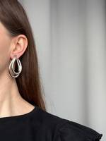 Крупные клипсы Givenchy