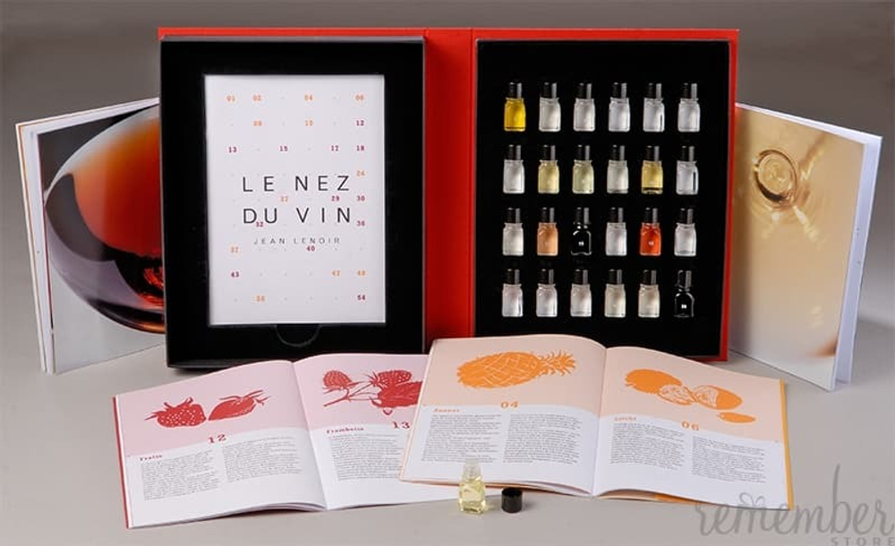 Le Nez du Vin «Нос вина»: 24 аромата Jean Lenoir (на английском языке)
