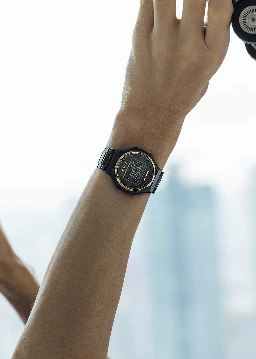Часы Casio TRN-50ZE-1A