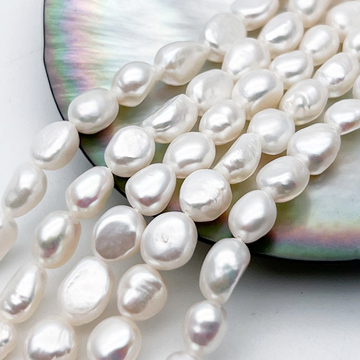 Жемчуг бусины, размер около 7,8-8*6,7-7,2 мм, цена за отрезок 17,5 см (1/2 нити)