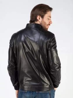 Кожаная куртка демисезонная