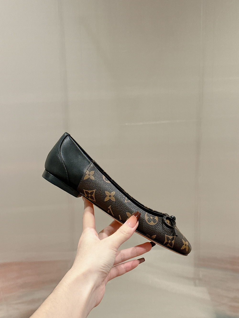 Louis Vuitton Flats (6 colors)