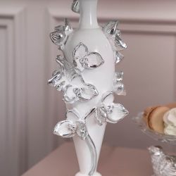 Настольная лампа Орхидея Лира Белый с абажуром Мадлен Пудровый