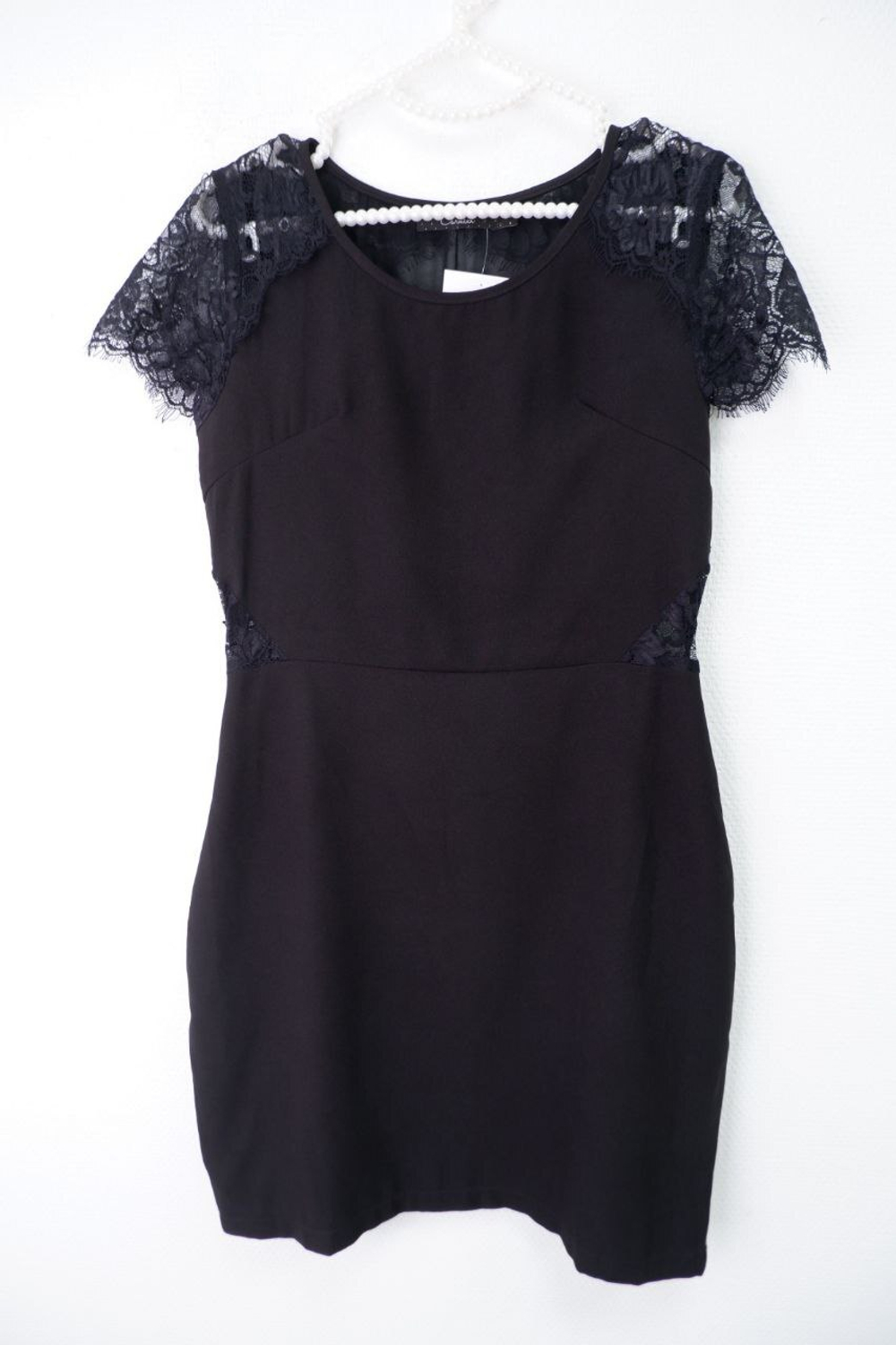 Платье Carmenn с коротким рукавом 44 размер