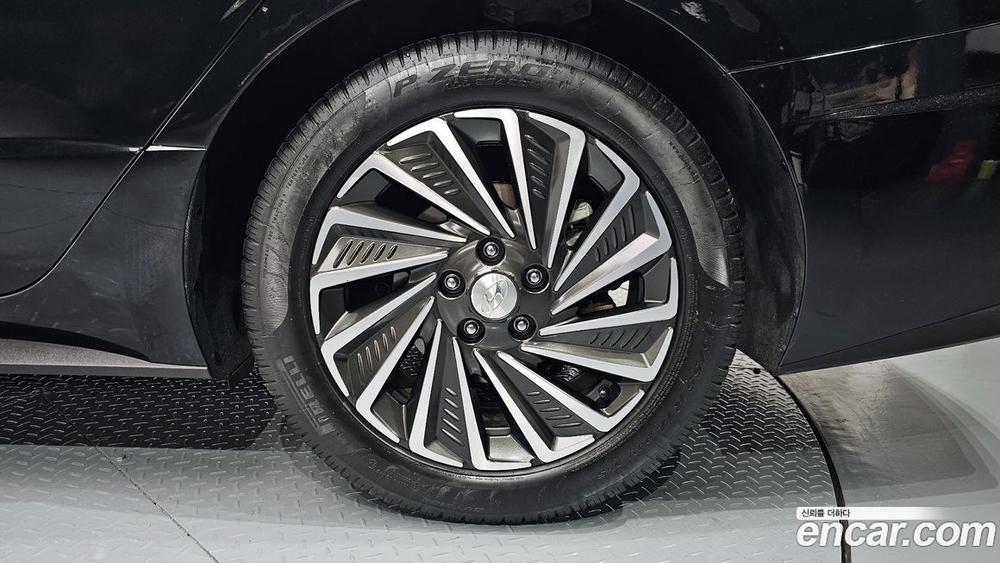 Hyundai Sonata Hybrid (DN8) Premium (12.2020)