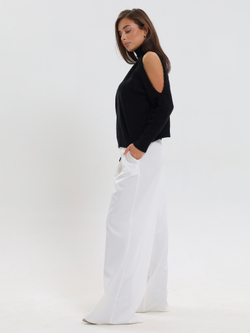 Джемпер с открытыми плечами