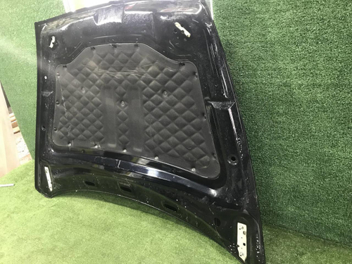 Капот Bentley Bentayga (2015-2020)
