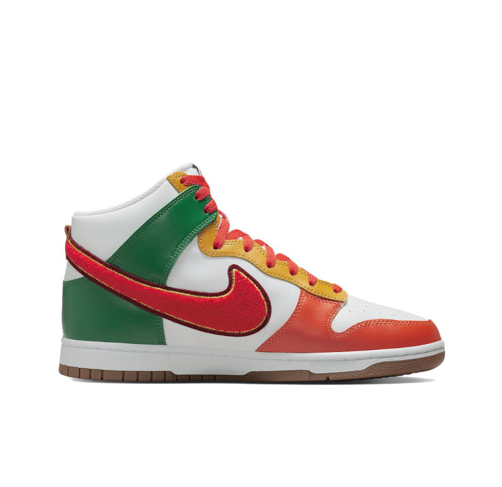 Кроссовки Nike Dunk High 'Chenille Swoosh' DR8805-100