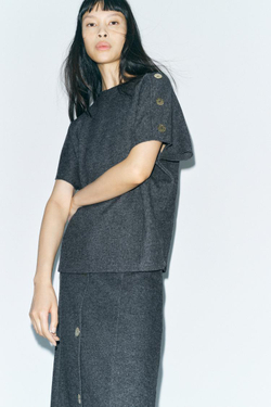 ZARA ТОП ИЗ МЯГКОЙ ТКАНИ С ПУГОВИЦАМИ, СЕРЫЙ С МЕЛАНЖЕВЫМ ЭФФЕКТОМ