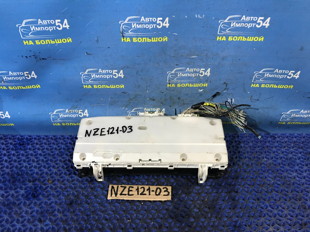 Щиток приборов TOYOTA FIELDER 2002