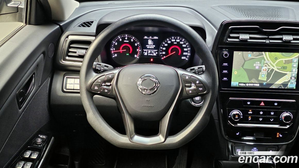 KG Mobility (Ssangyong) Very New Tivoli Бензин 1.5 2WD (05.2020)