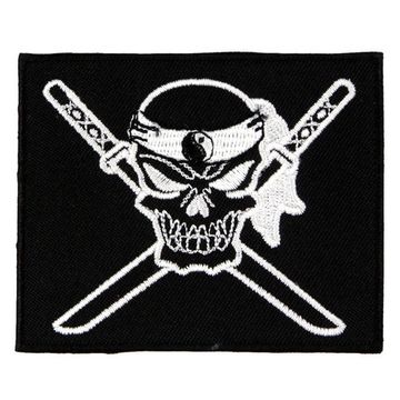 Нашивка Череп с мечами в бандане Ч/Б