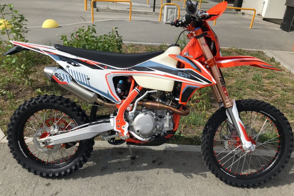 Мотоцикл кроссовый эндуро GR8 F300L 4T177FMM EFI Pro