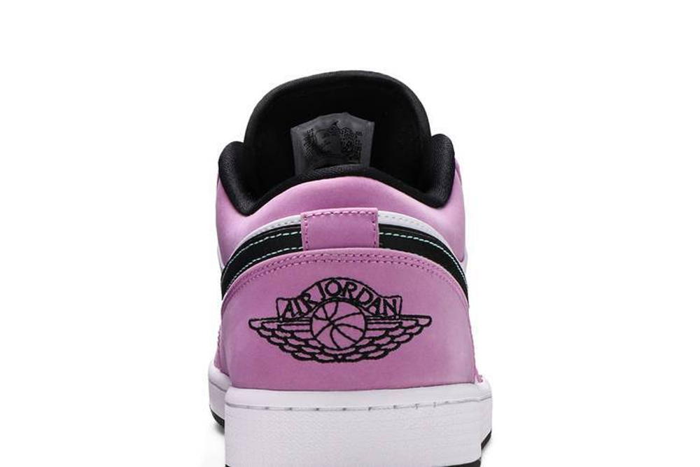 Кроссовки Jordan Air Jordan 1 Se