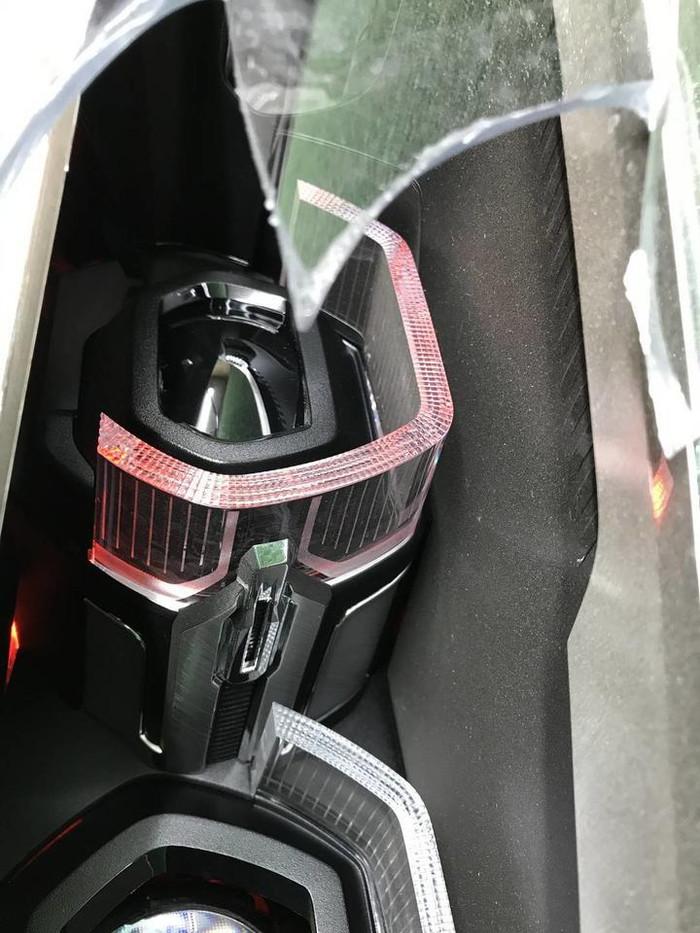Битая Фара правая BMW X2 F39 (2017-2023) LED