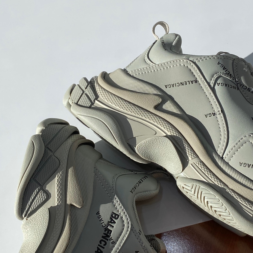 Balenciaga Triple S