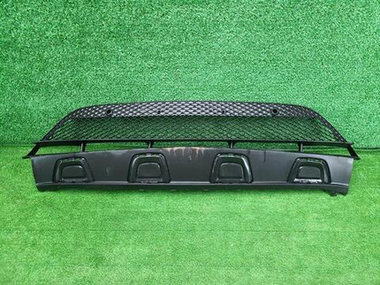 Решетка перед. бампера Mercedes GLC X253 15-19 AMG