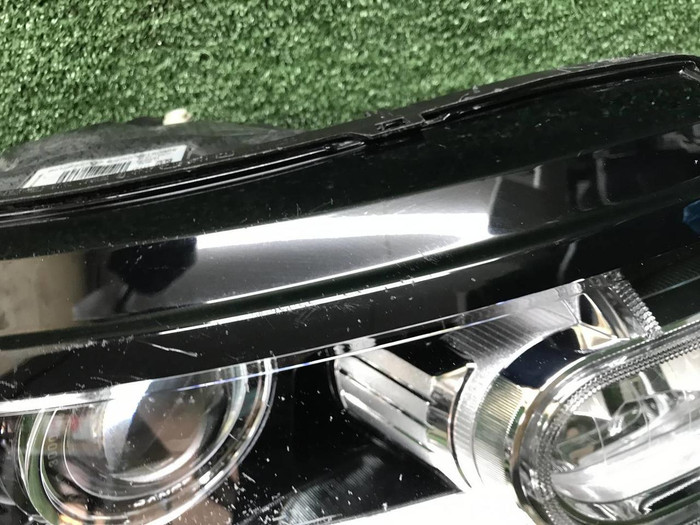 Фара правая Range Rover Vogue 4 12-17 ксенон