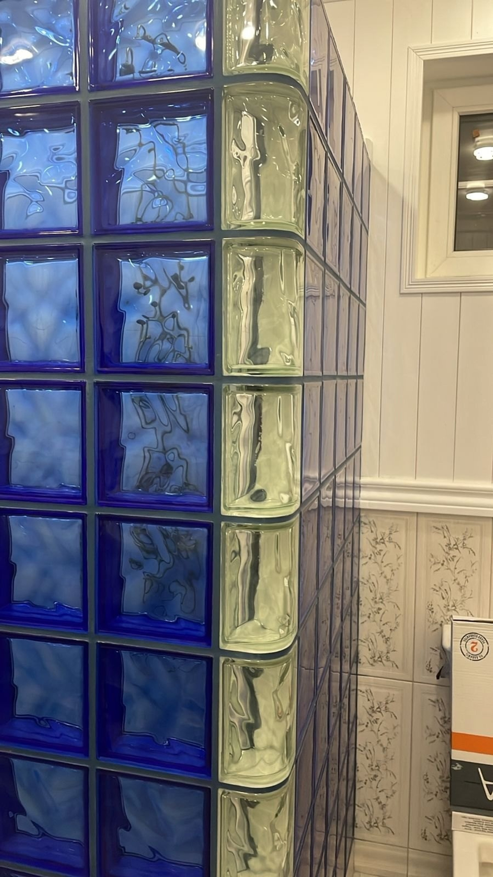 Стеклоблок волна синий окраска в массе Vitrablok 19x19x8