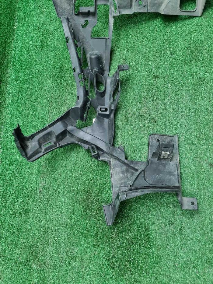 Кронштейн перед. бампера Mercedes CLS c257 (17-21)