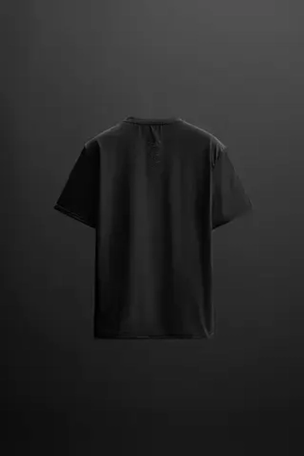 ZARA ФУТБОЛКА ИЗ ВЫСОКОТЕХНОЛОГИЧНОЙ ТКАНИ С ПЕРФОРАЦИЕЙ, ЧЕРНЫЙ