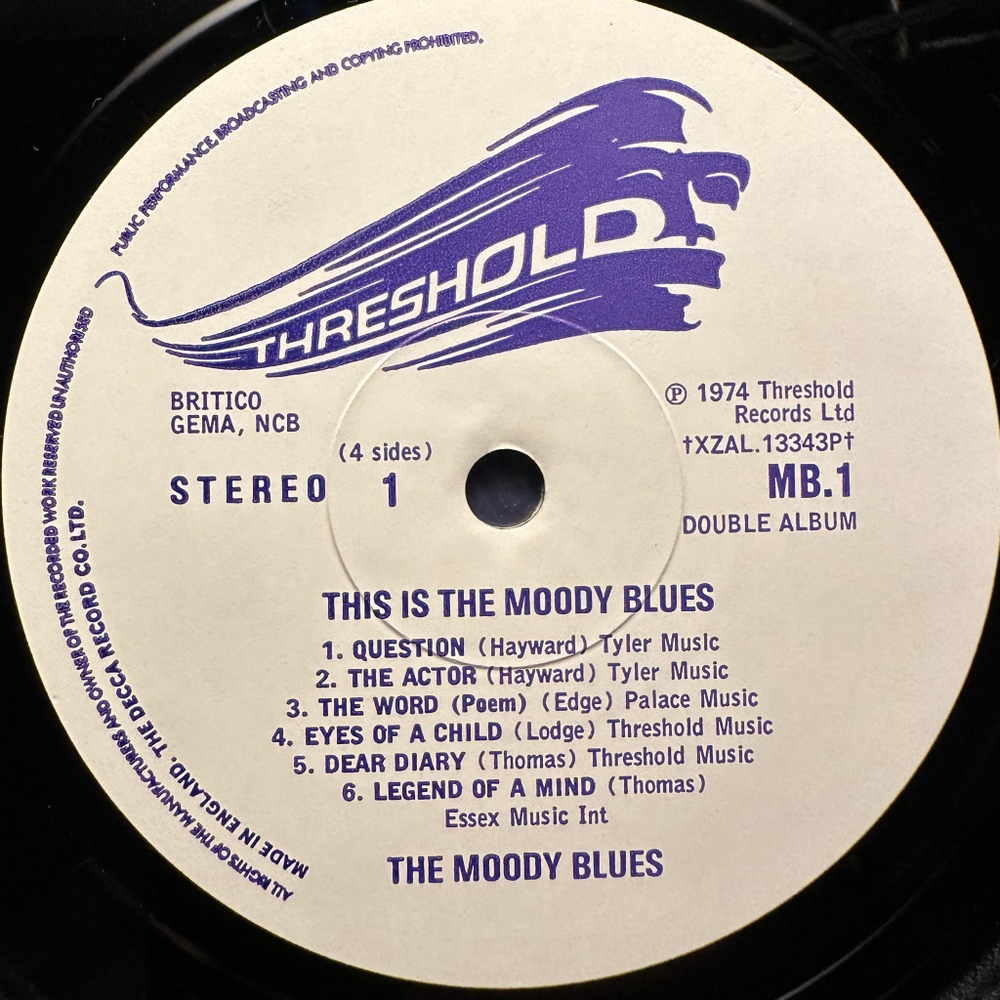 The Moody Blues - This Is The Moody Blues 2LP (Англия 1974г.)
