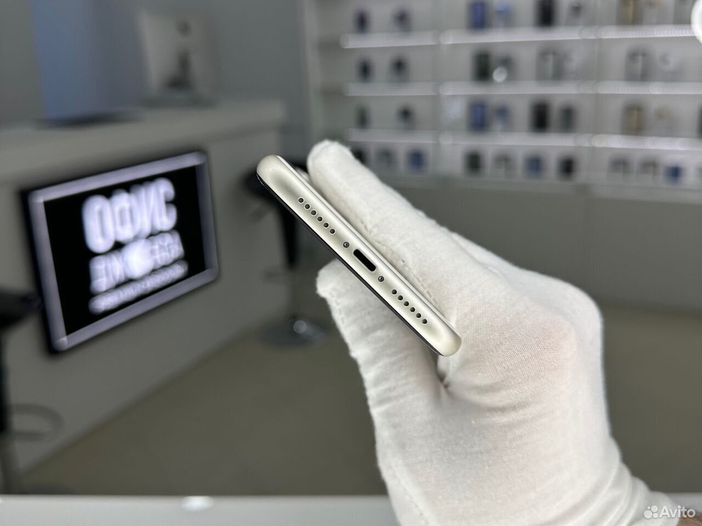 iPhone 11 64 ГБ б/у