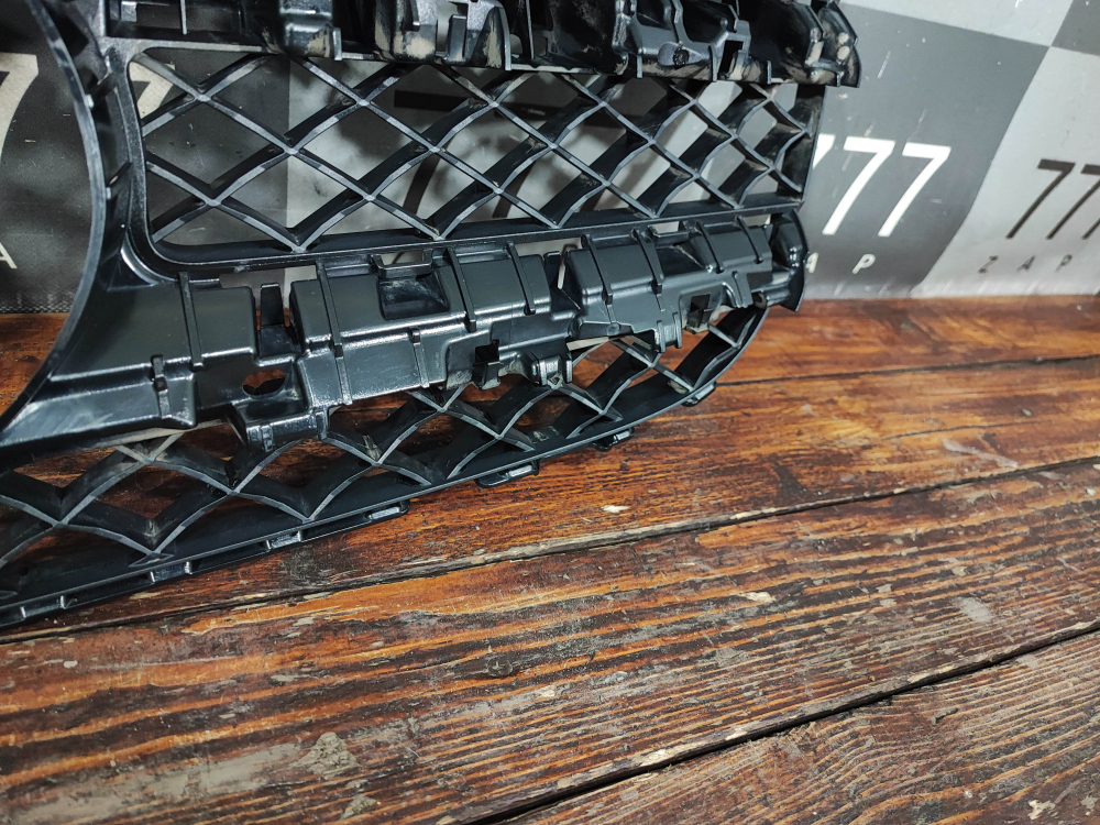 Решетка радиатора Mercedes GLK (X204) 12-15 Б/У Оригинал A20488029839982