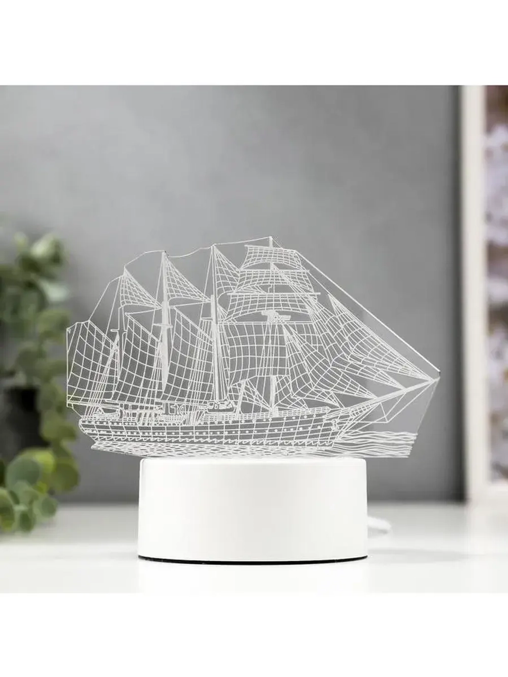 Светильник «Фрегат» LED белый от сети 9.5×15×16 см RISALUX