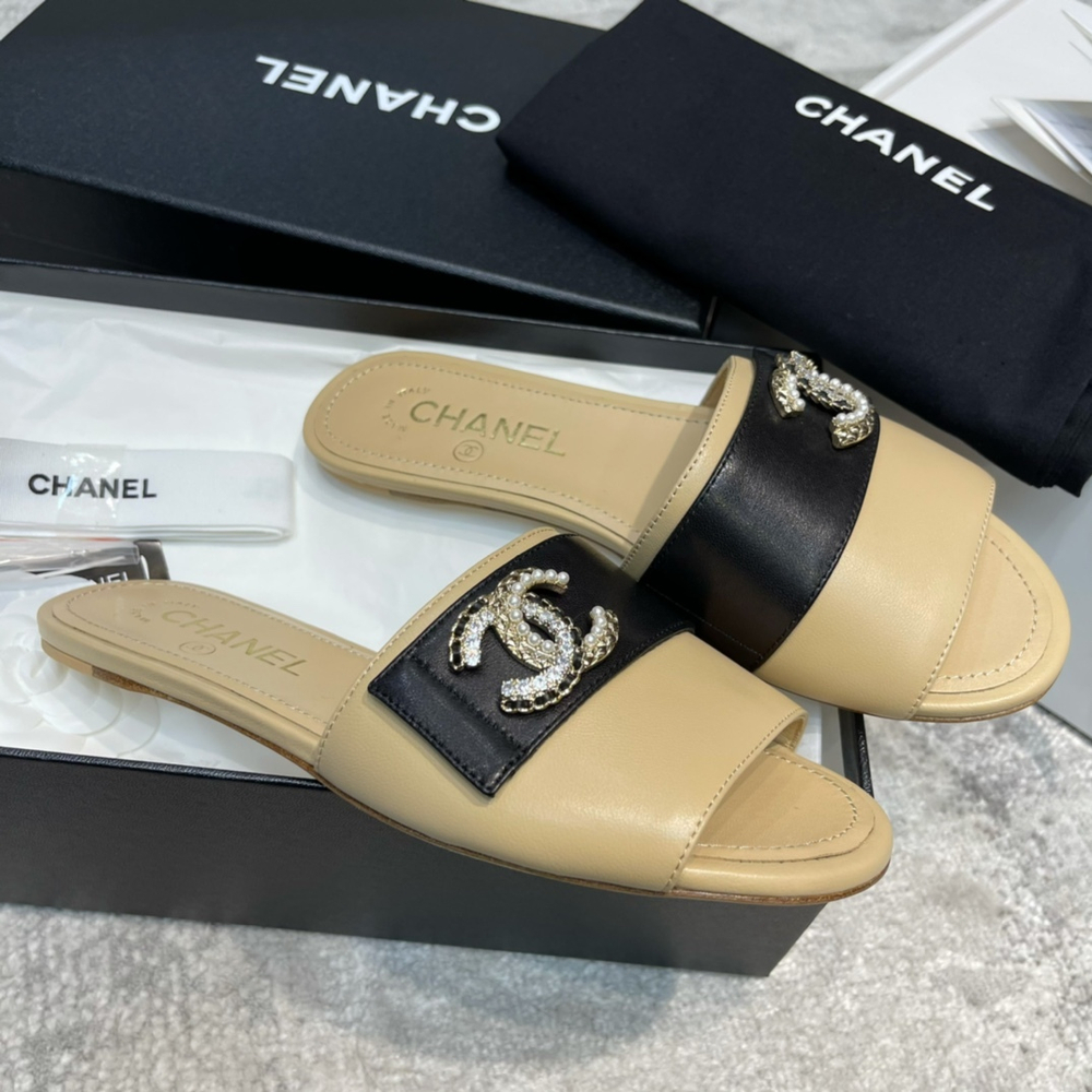 Chanel Slides
