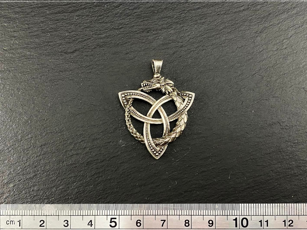 Подвеска. Дракон Уроборос