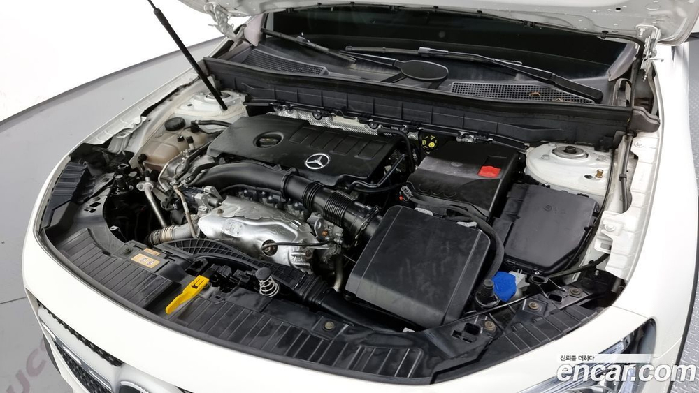 Mercedes-Benz GLB-Class X247 GLB250 4MATIC (05.2022)
